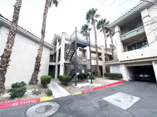 Photo #2: 2566094 Listing