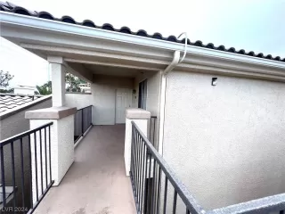 Photo #3: 2566094 Listing