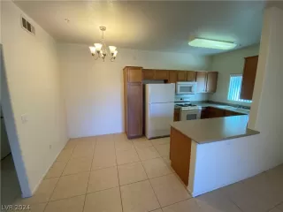 Photo #3: 2566097 Listing 