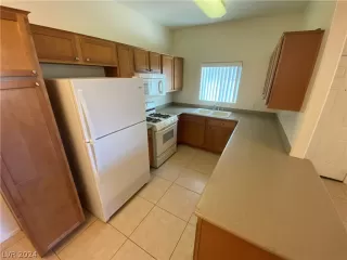 Photo #4: 2566097 Listing 