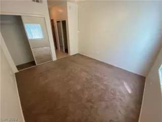 Photo #5: 2566097 Listing 