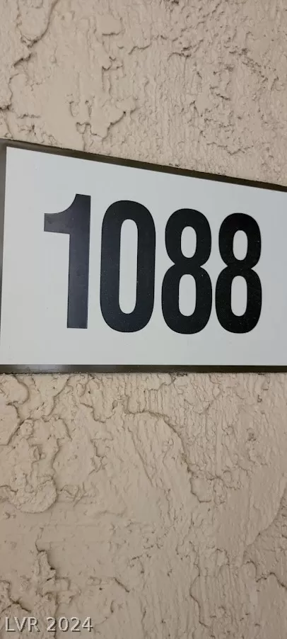 MLS: 2566112 Condo For Sale