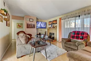 Photo #1: 2566157 Listing