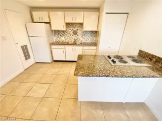 Photo #2: 2566159 Listing 