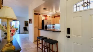 Photo #3: 2566165 Listing