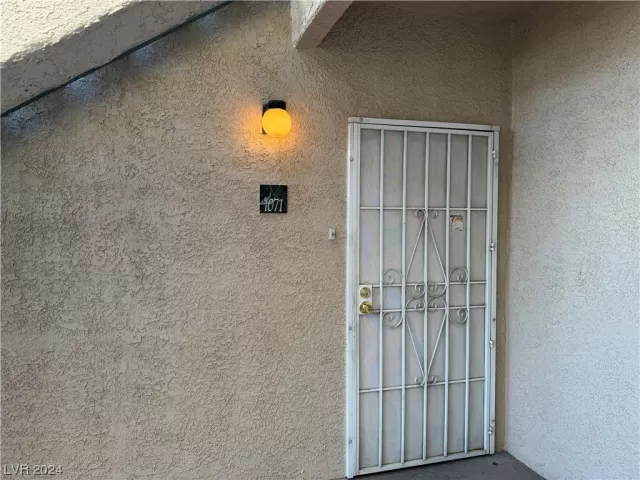 MLS: 2566174 Condo For Sale