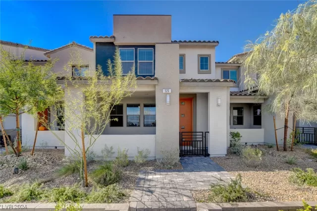 MLS: 2566199 Condo For Sale