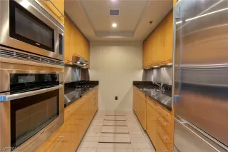 Photo #1: 2566211 Listing 