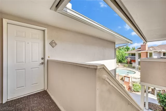 MLS: 2566290 Condo For Sale
