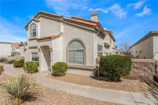 Photo #2: 2566301 Listing 