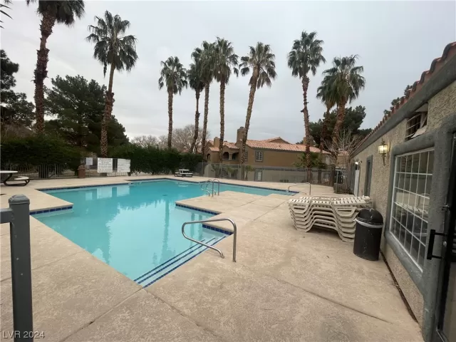 MLS: 2566303 Condo For Sale