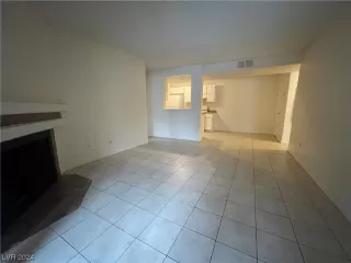 Photo #6: 2566303 Listing 