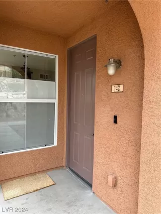 Photo #1: 2566369 Listing 