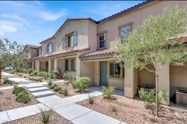 MLS: 2566379 Condo For Sale