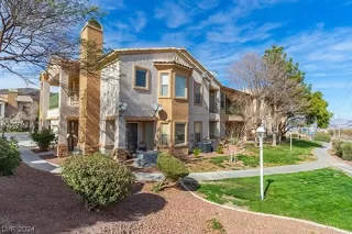 Photo #1: 2566390 Listing