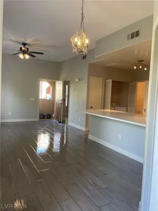 Photo #5: 2566410 Listing 