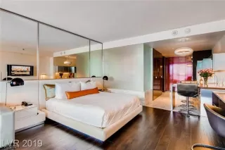 Photo #6: 2566416 Listing