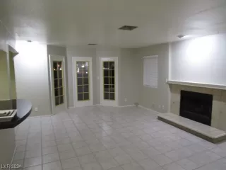 Photo #3: 2566438 Listing 