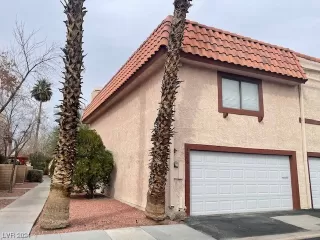 Photo #2: 2566455 Listing 