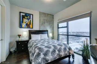 Photo #5: 2566471 Listing