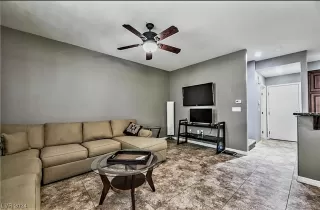 Photo #6: 2566475 Listing