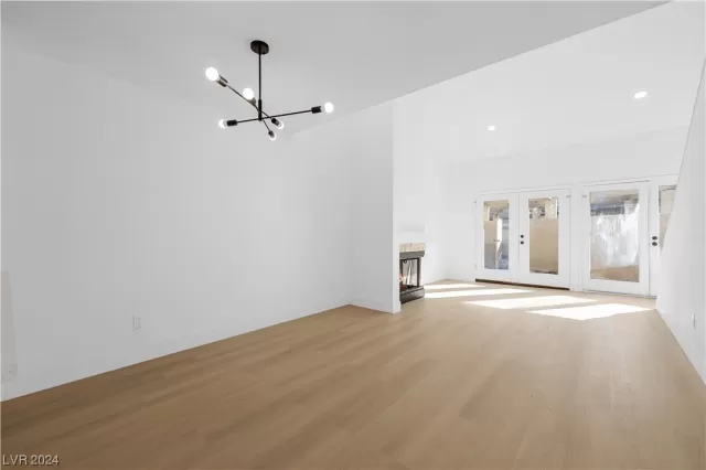 MLS: 2566482 Condo For Sale