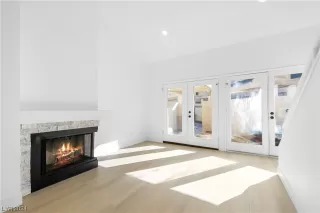 Photo #4: 2566482 Listing