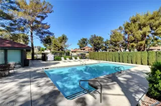 Photo #5: 2566483 Listing 