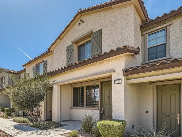 MLS: 2566490 Condo For Sale