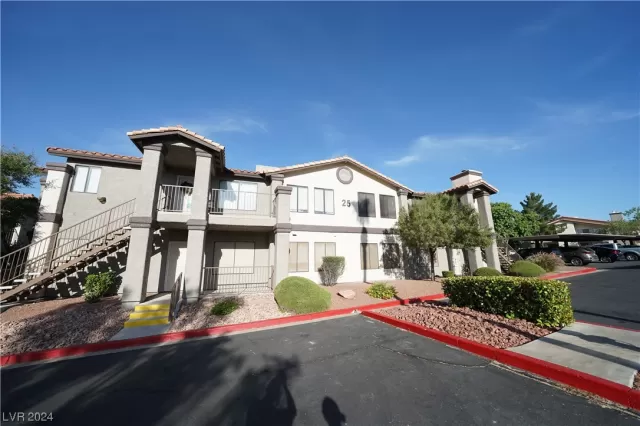 MLS: 2566493 Condo For Sale