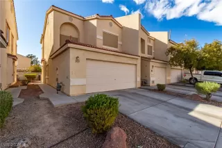 Photo #1: 2566503 Listing