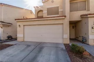 Photo #3: 2566503 Listing