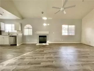 Photo #3: 2566526 Listing 