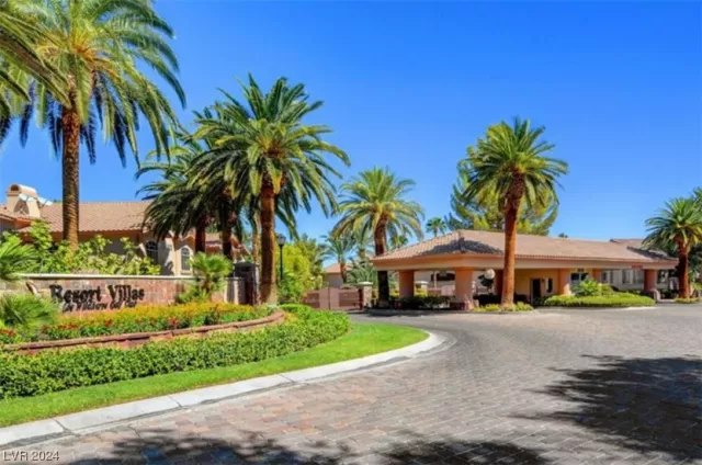 MLS: 2566541 Condo For Sale