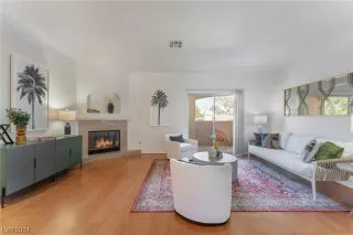 Photo #3: 2566541 Listing