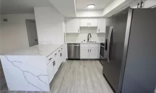 Photo #3: 2566546 Listing