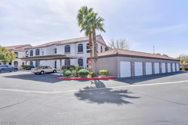 MLS: 2566554 Condo For Sale