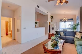 Photo #3: 2566554 Listing 