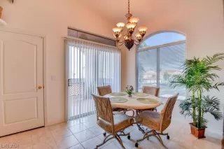 Photo #5: 2566554 Listing 