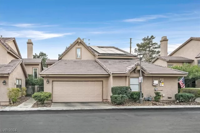 MLS: 2566565 Condo For Sale