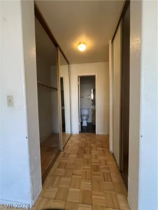 Photo #5: 2566567 Listing