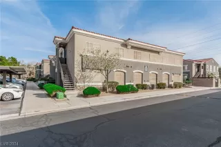 Photo #2: 2566584 Listing