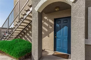 Photo #6: 2566584 Listing