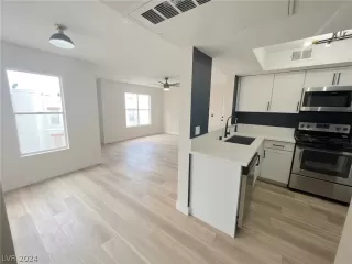 Photo #6: 2566588 Listing 