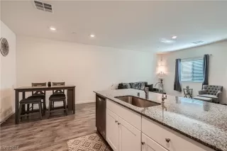 Photo #3: 2566619 Listing 