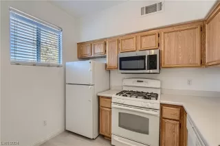 Photo #4: 2566687 Listing 