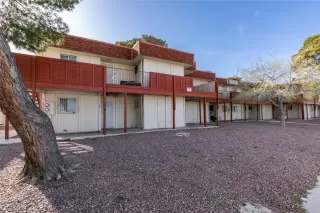 Photo #1: 2566703 Listing 