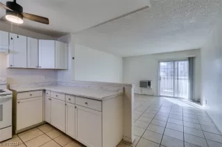 Photo #3: 2566703 Listing 