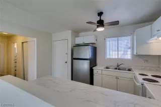 Photo #4: 2566703 Listing 