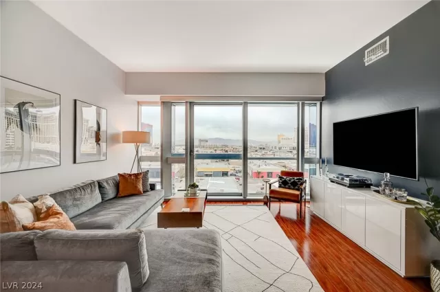 MLS: 2566724 Condo For Sale